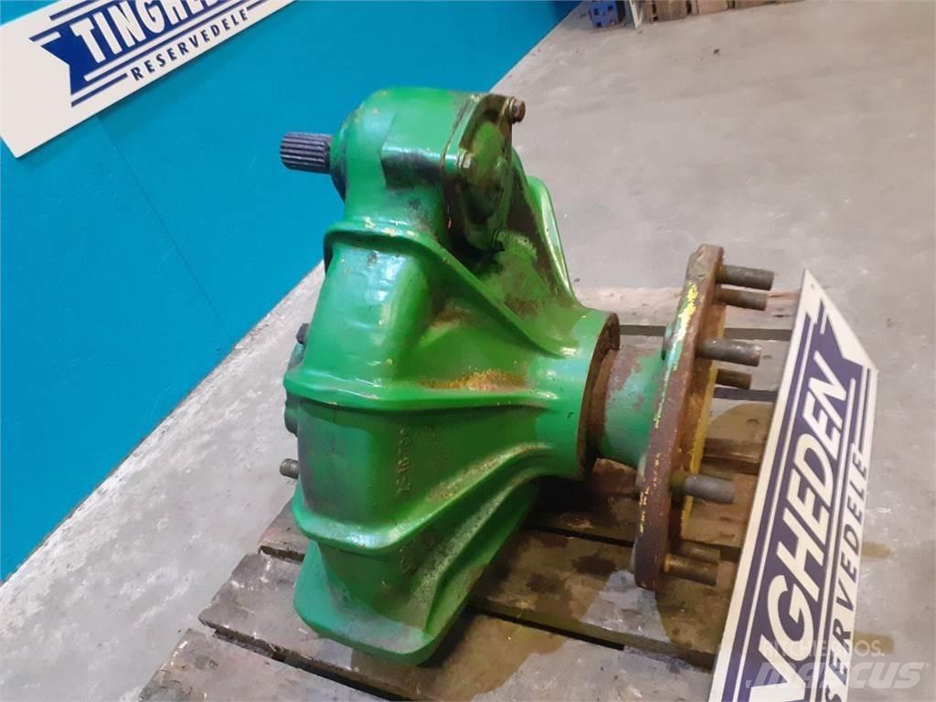 John Deere 955 Combine Attachments