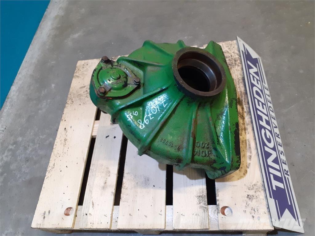 John Deere 955 Combine Attachments