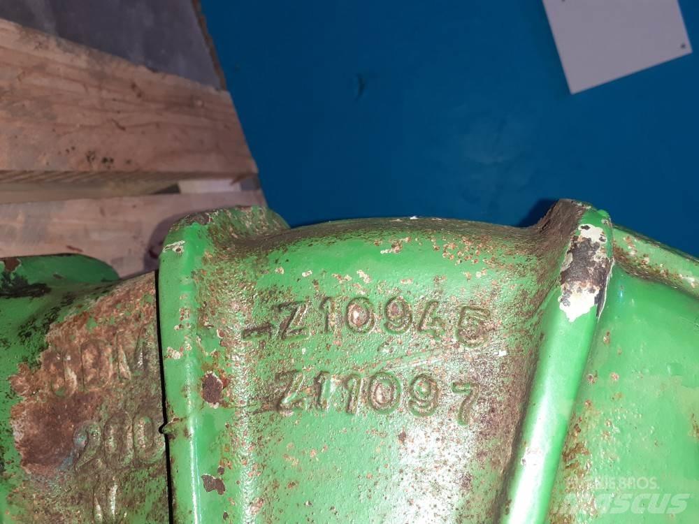 John Deere 955 Combine Attachments