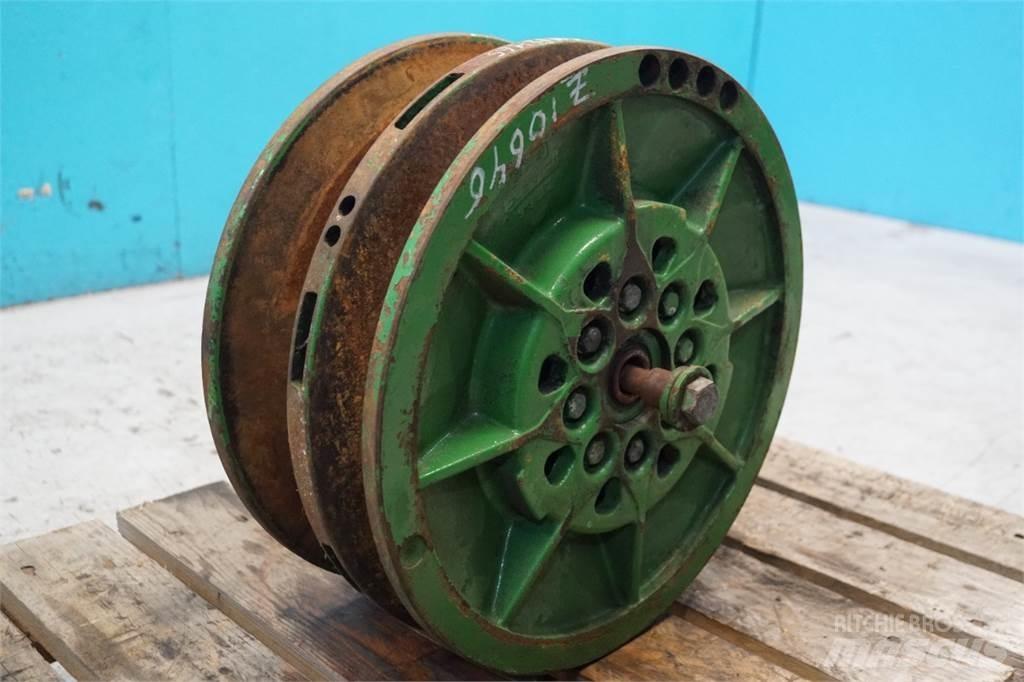 John Deere 955 Farm Equipment - Others