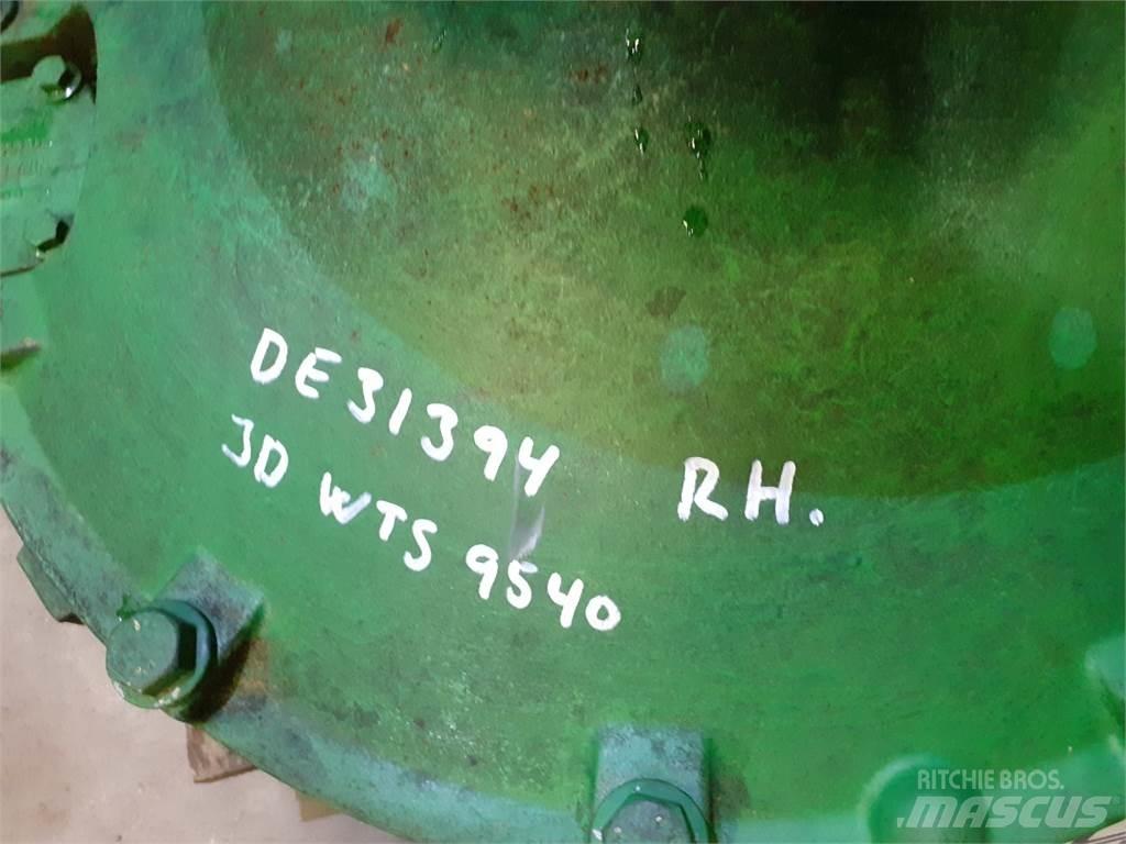 John Deere 9640 Combine Attachments