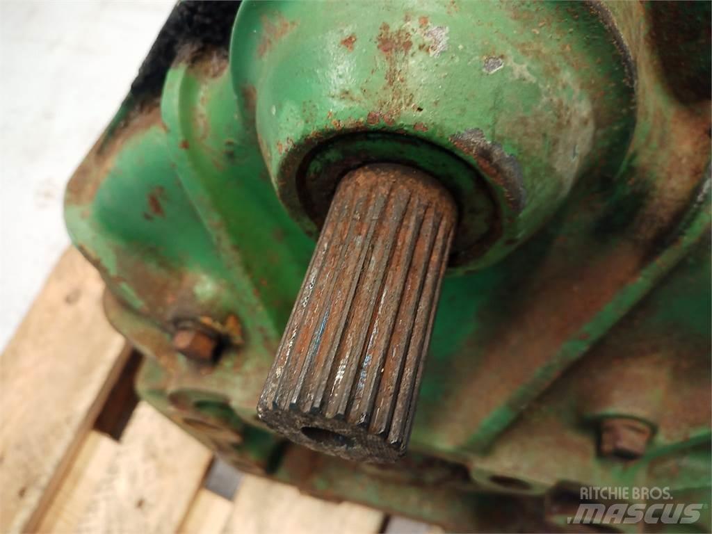 John Deere 965 Combine Attachments