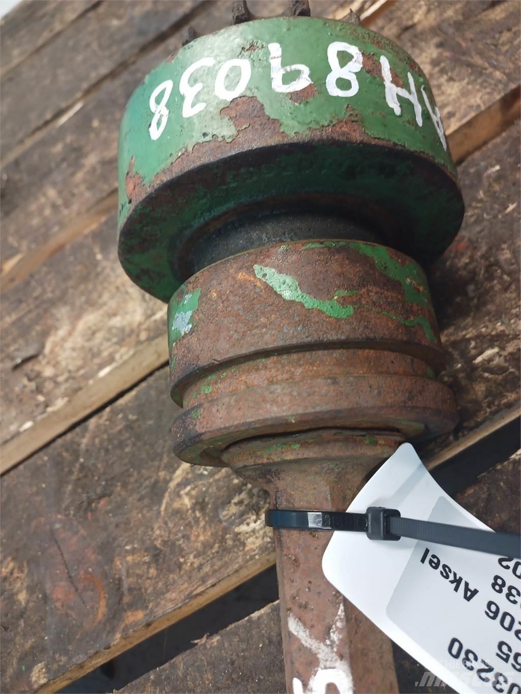 John Deere 965 Combine Attachments