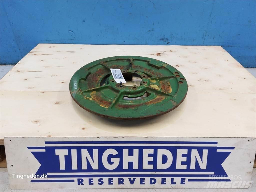 John Deere 965 Farm Equipment - Others