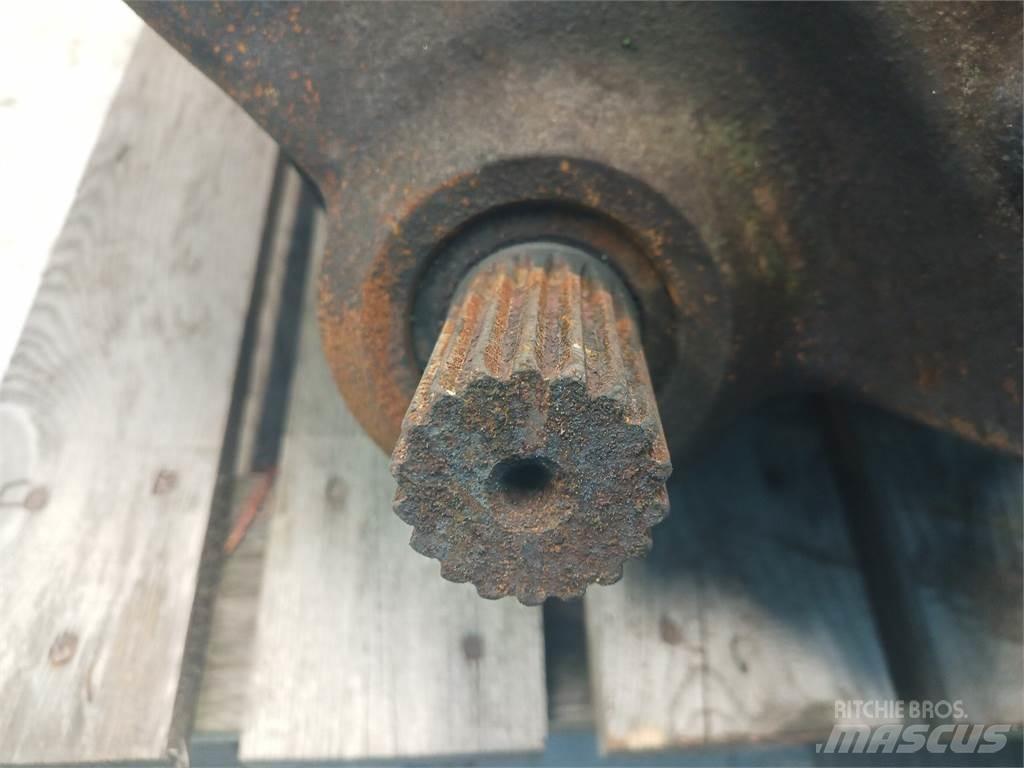 John Deere 9680 Combine Attachments
