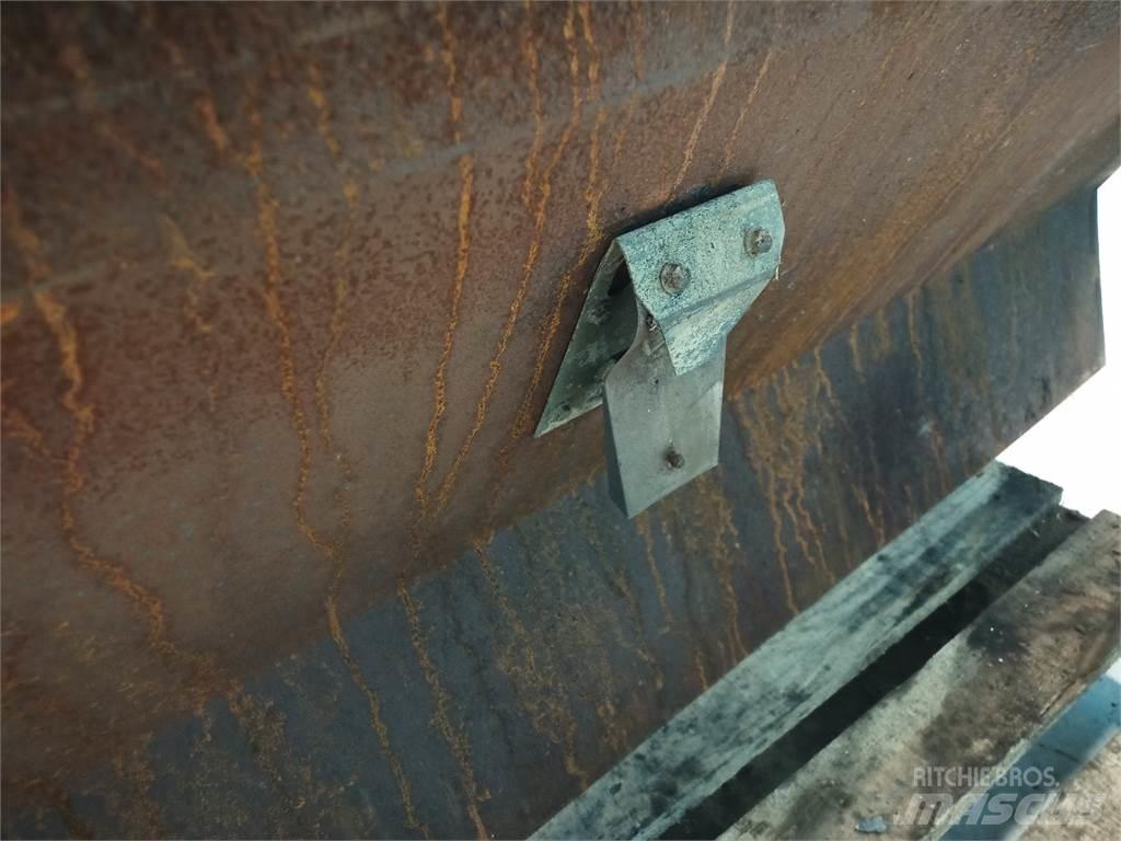 John Deere 9680 Farm Equipment - Others