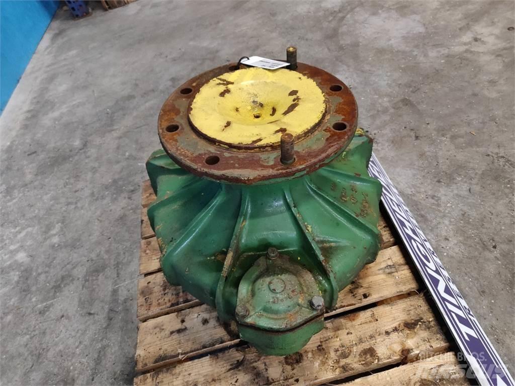 John Deere 970 Combine Attachments