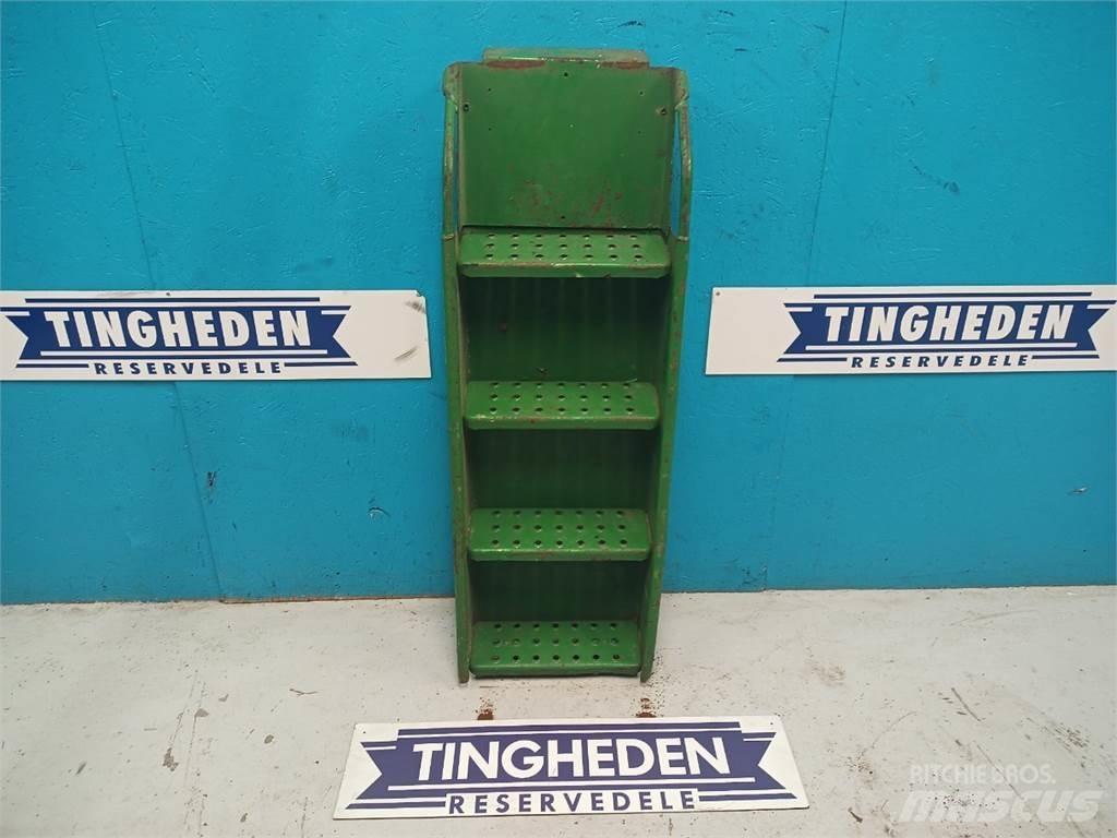 John Deere 975 Farm Equipment - Others
