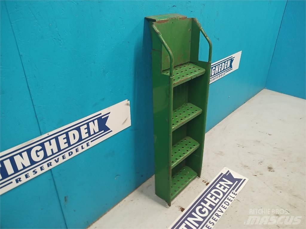 John Deere 975 Farm Equipment - Others