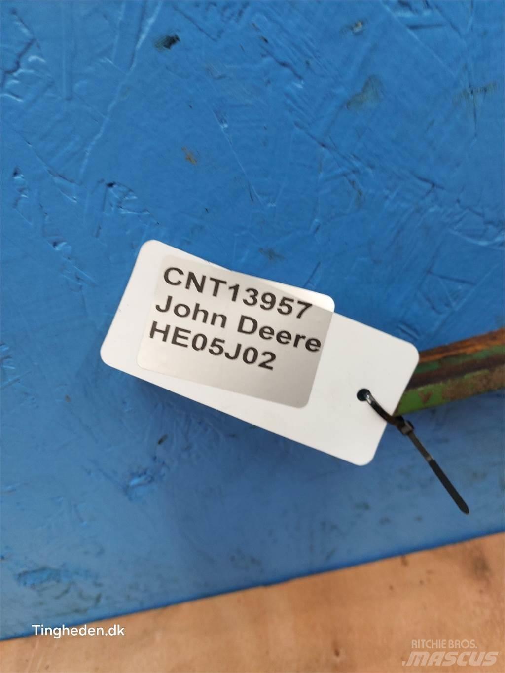John Deere 975 Farm Equipment - Others