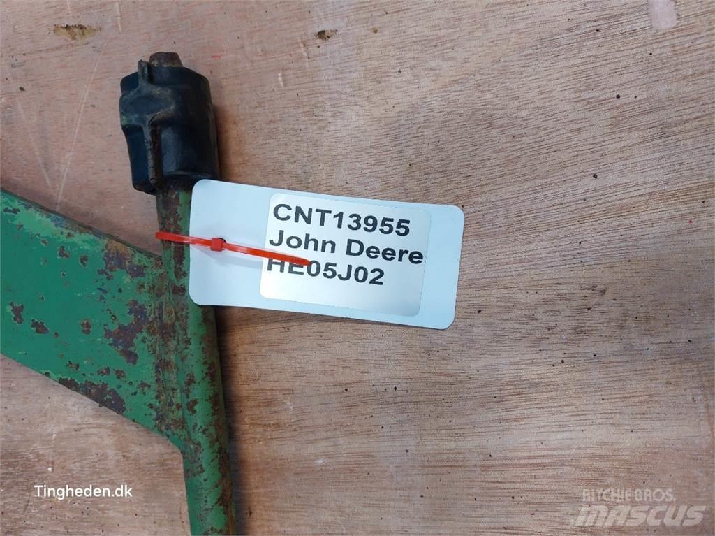 John Deere 975 Combine Attachments