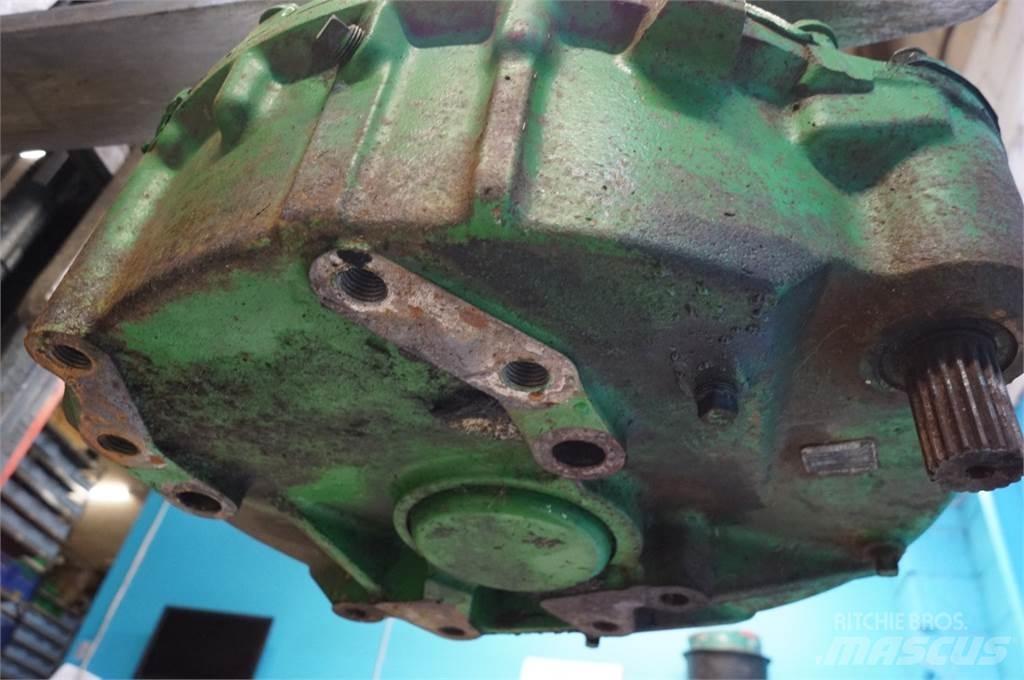 John Deere 9780 Combine Attachments