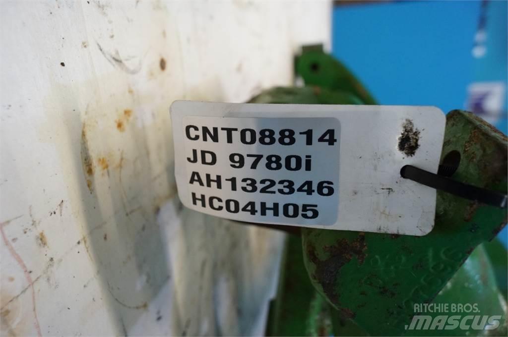 John Deere 9780 Combine Attachments