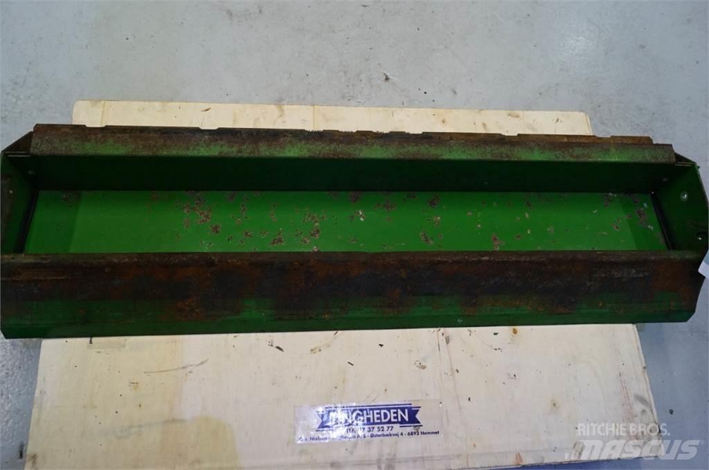John Deere 9780 Combine Attachments
