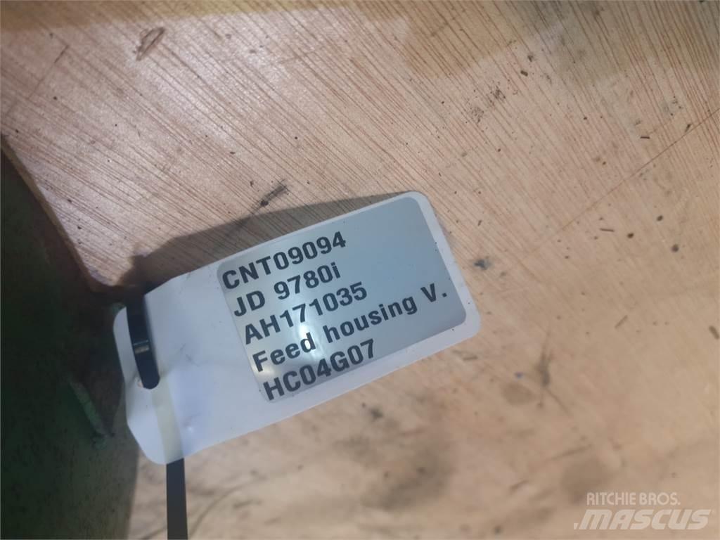 John Deere 9780 Combine Attachments