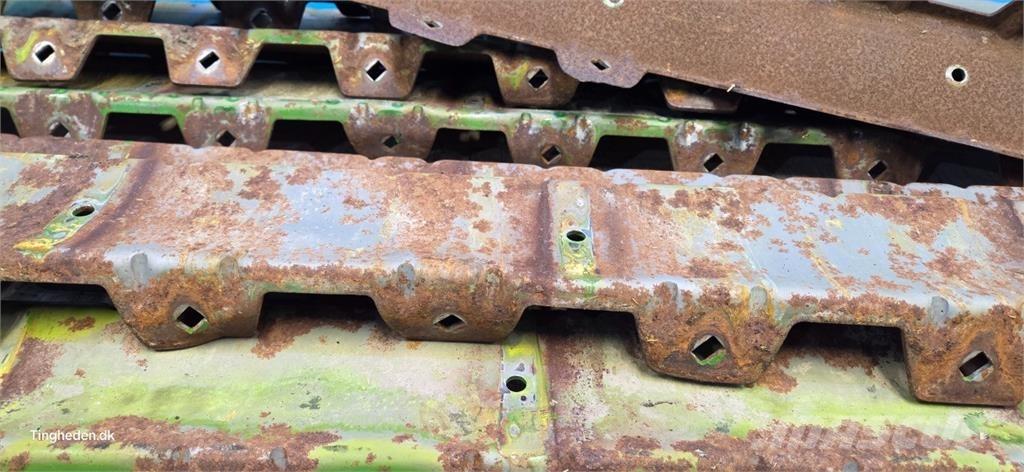 John Deere 9780 Combine Attachments