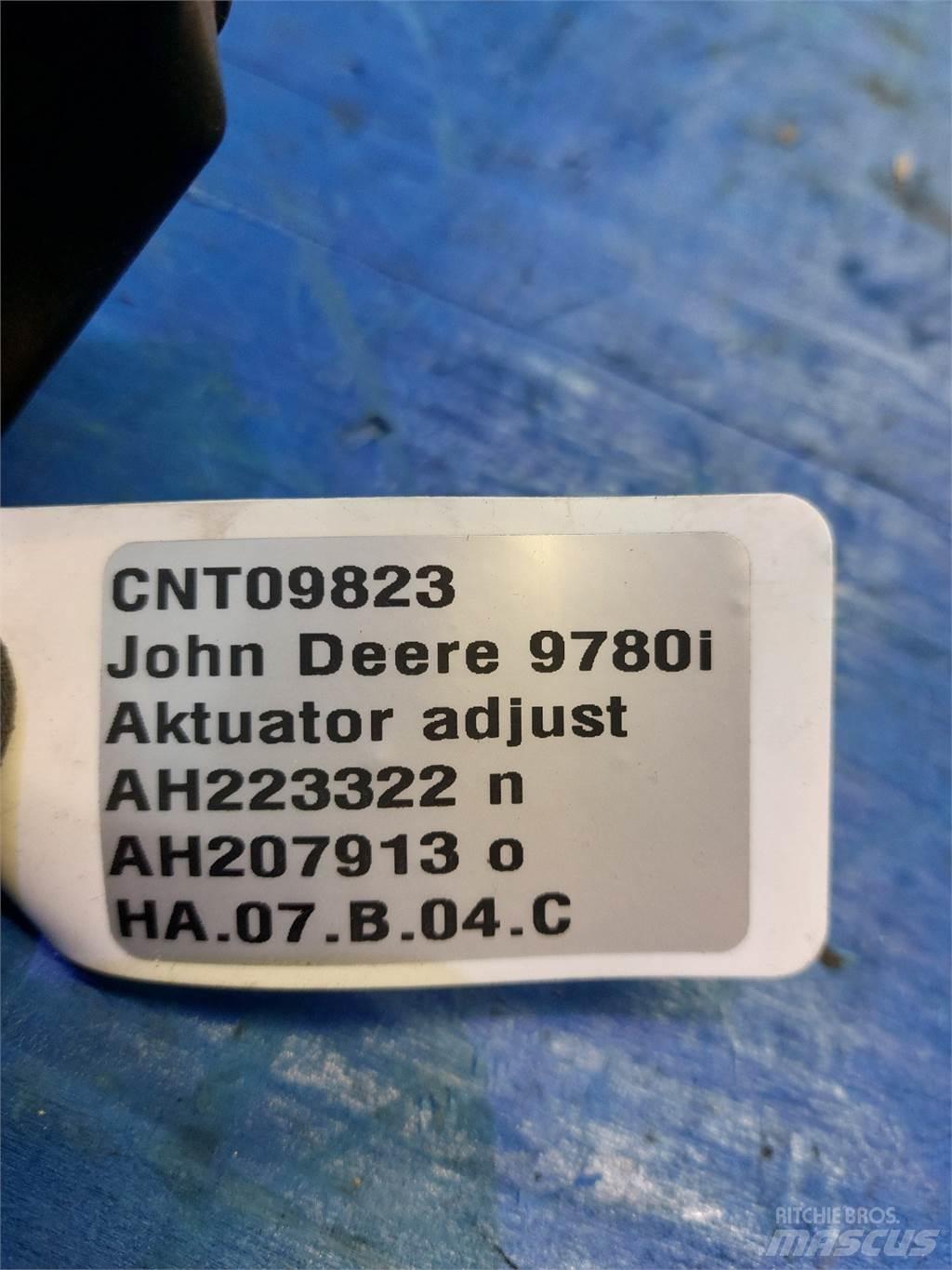 John Deere 9780i Farm Equipment - Others