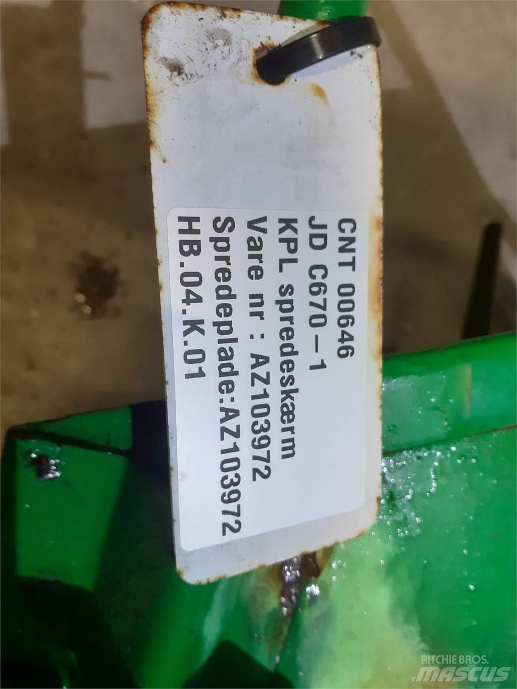 John Deere C670 Combine Attachments
