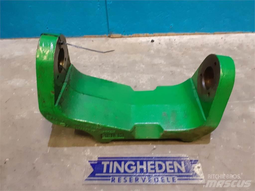 John Deere S670 Combine Attachments