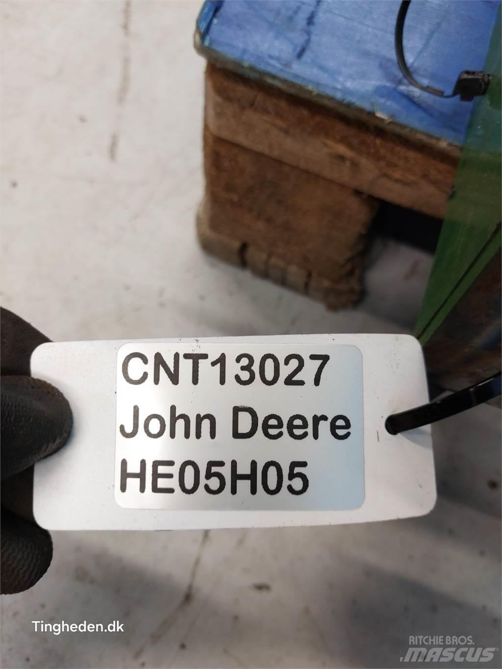 John Deere S670 Farm Equipment - Others