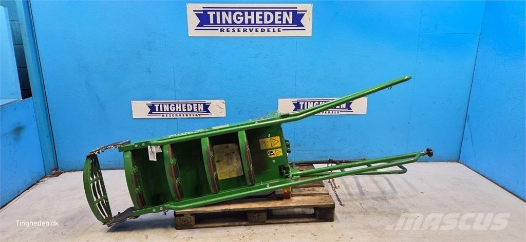 John Deere S690 Farm Equipment - Others