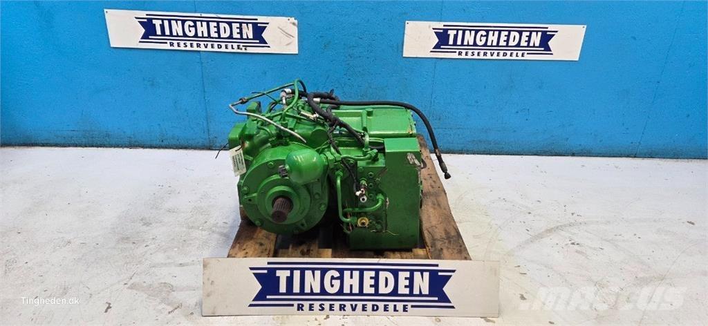 John Deere S690 Transmission