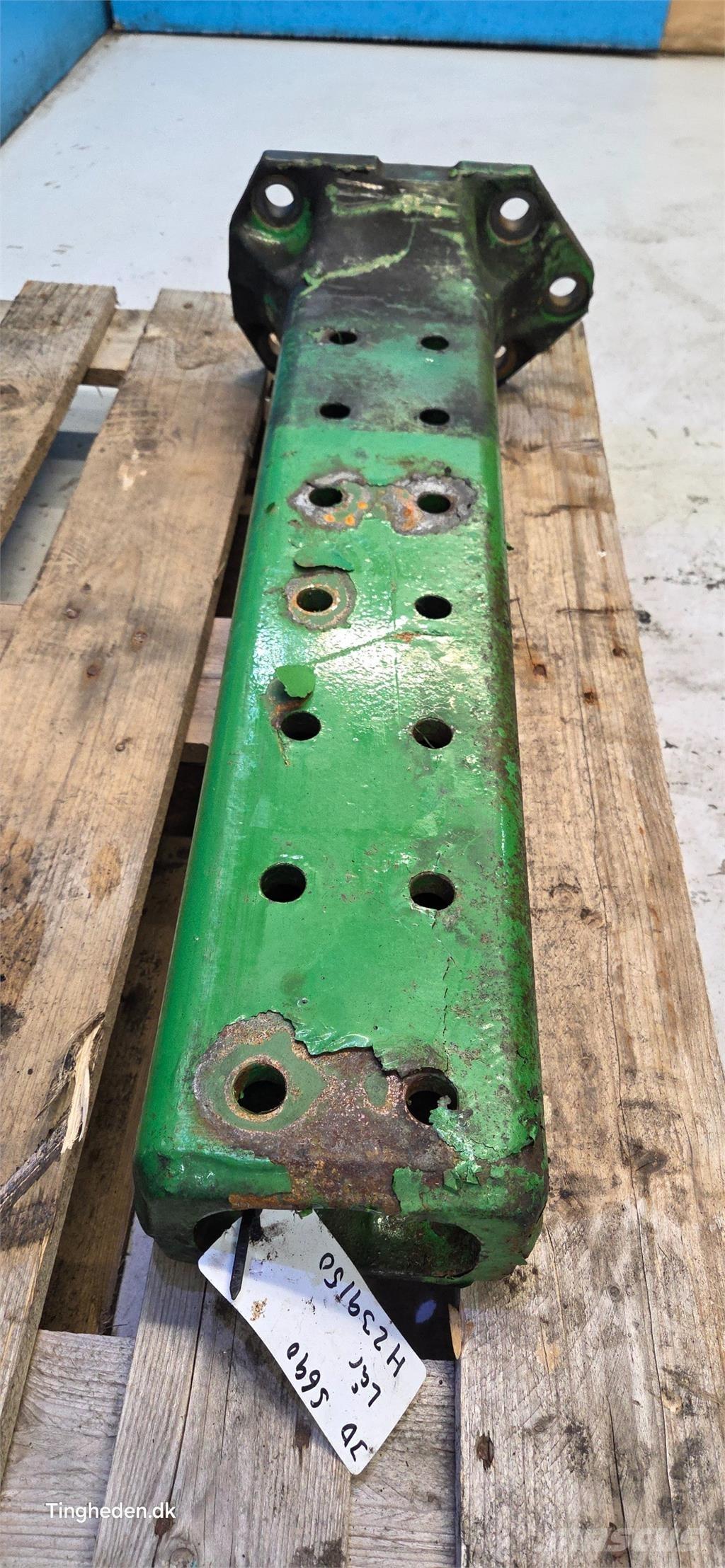 John Deere S690 Combine Attachments