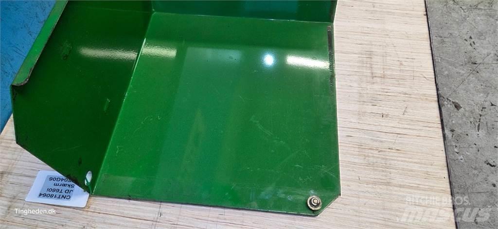 John Deere T660 Farm Equipment - Others