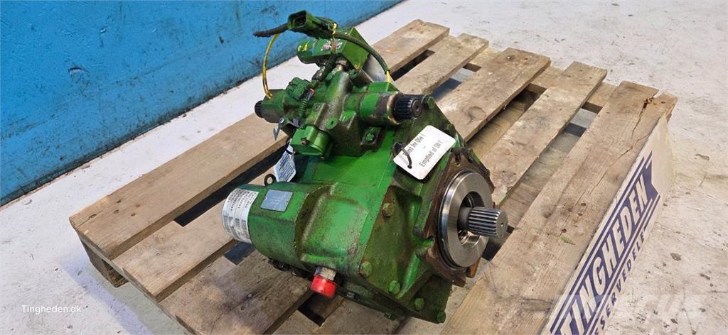 John Deere T660 Hydraulics