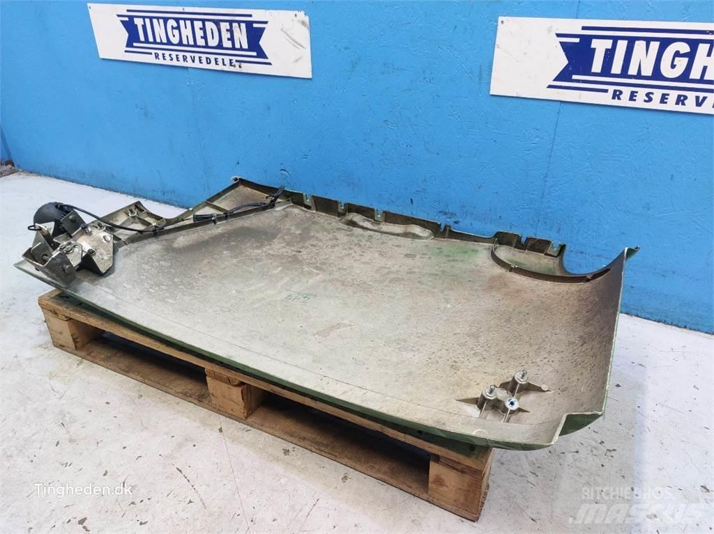 John Deere T660I Farm Equipment - Others