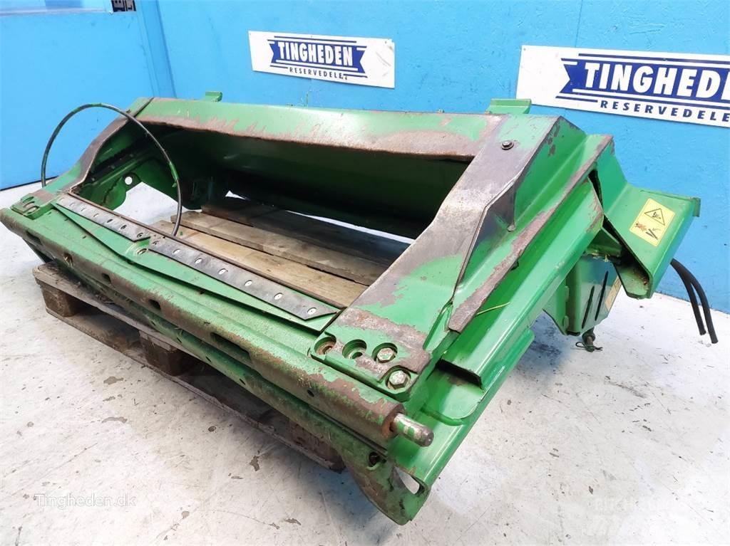 John Deere T660I Combine Attachments