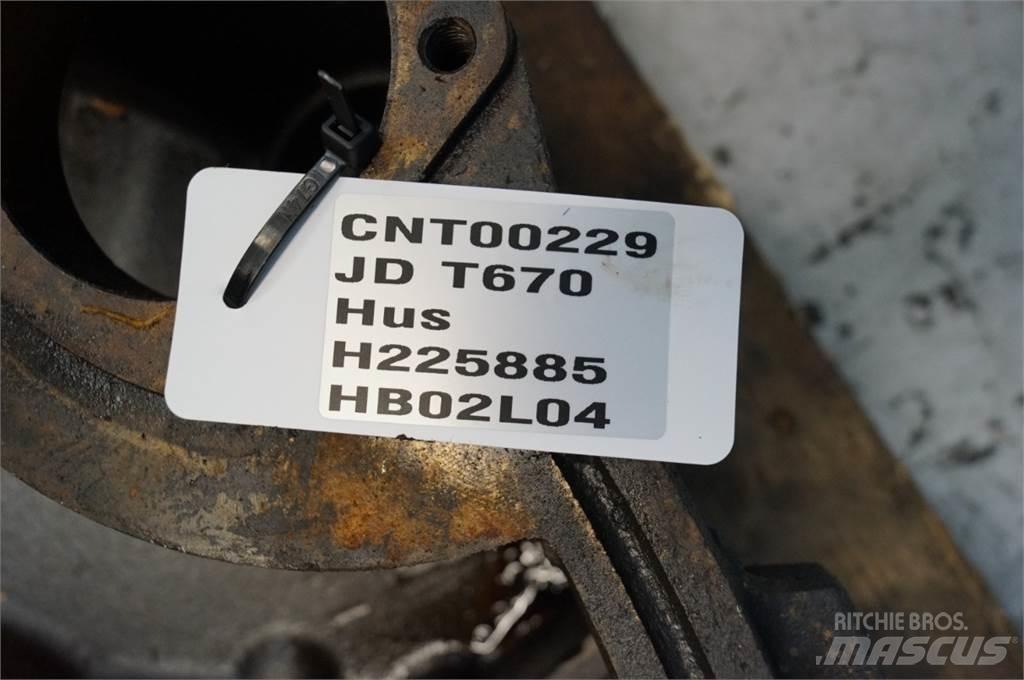 John Deere T670 Combine Attachments