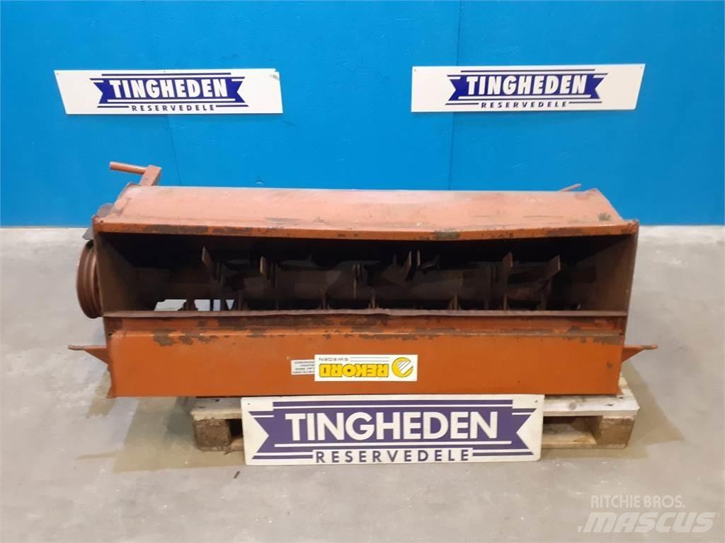 Laverda 3650 Combine Attachments