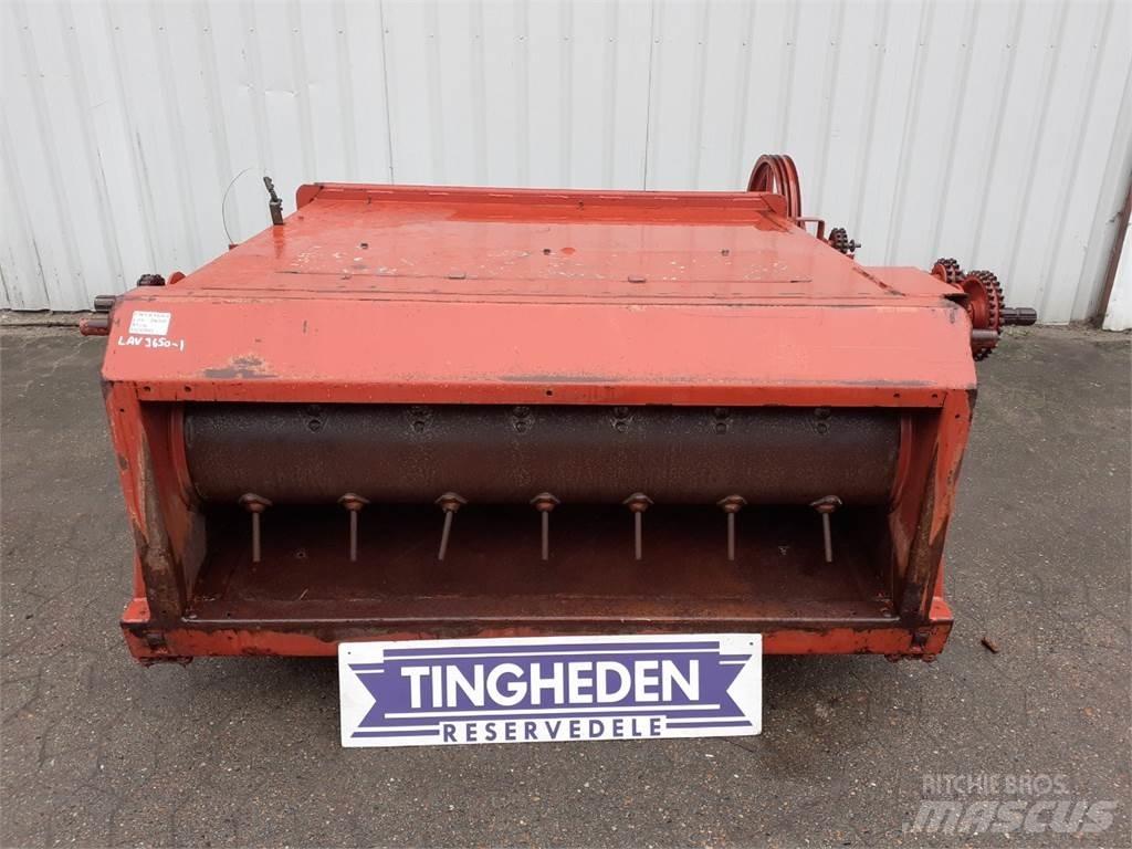Laverda 3650 Combine Attachments