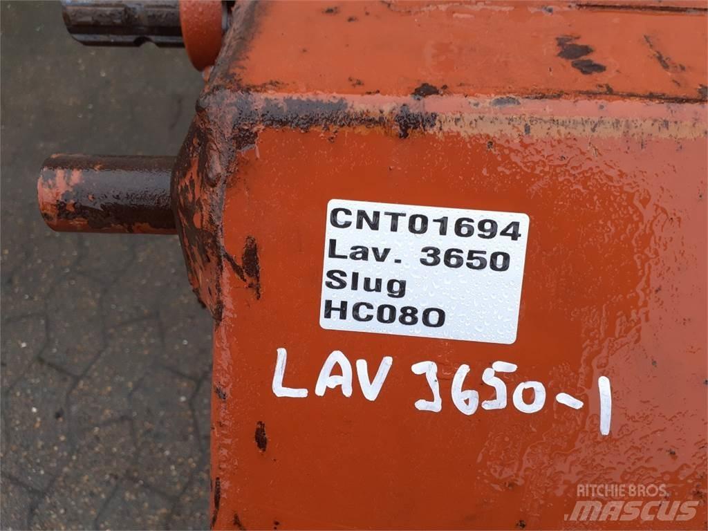 Laverda 3650 Combine Attachments