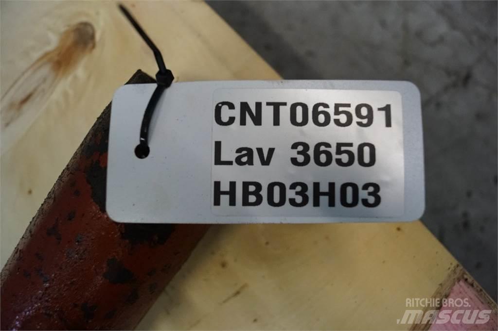 Laverda 3650 Combine Attachments