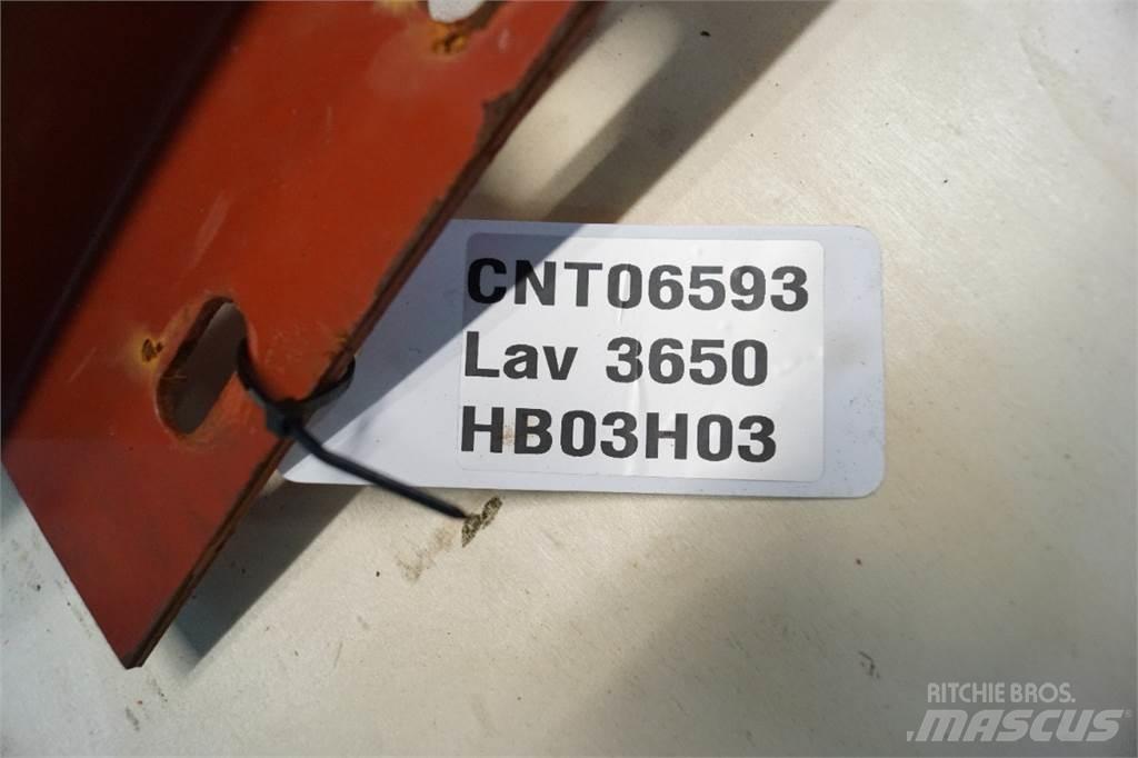 Laverda 3650 Combine Attachments