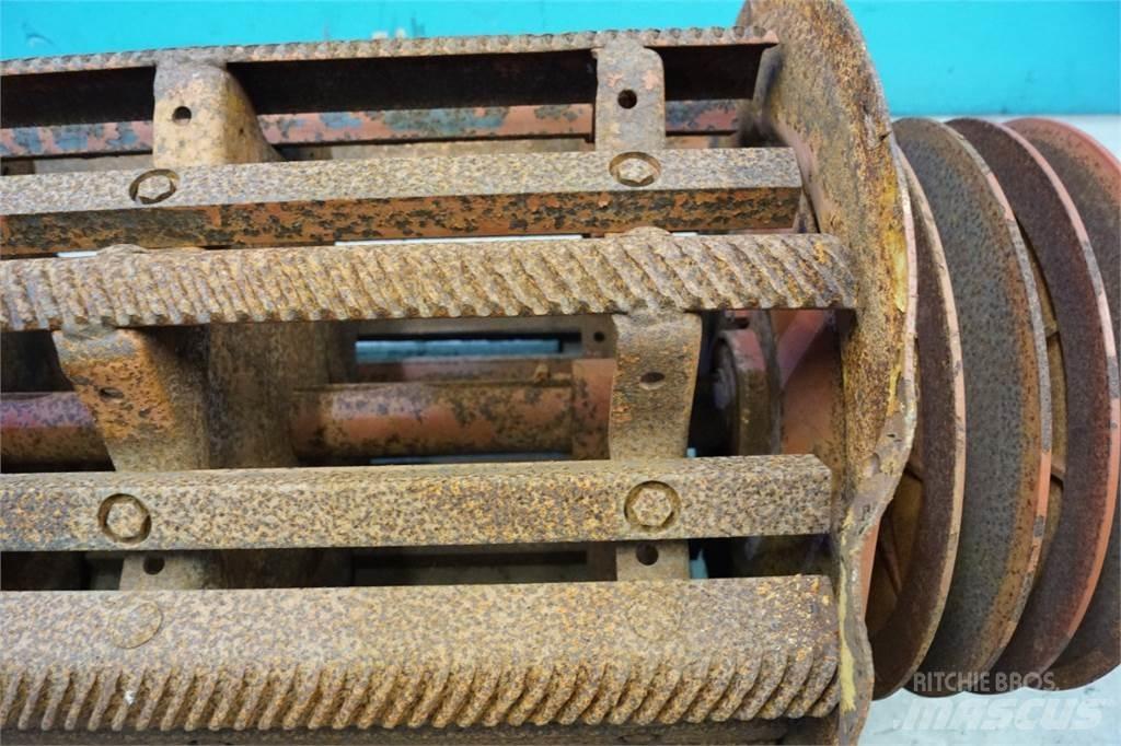 Laverda 3790 Combine Attachments