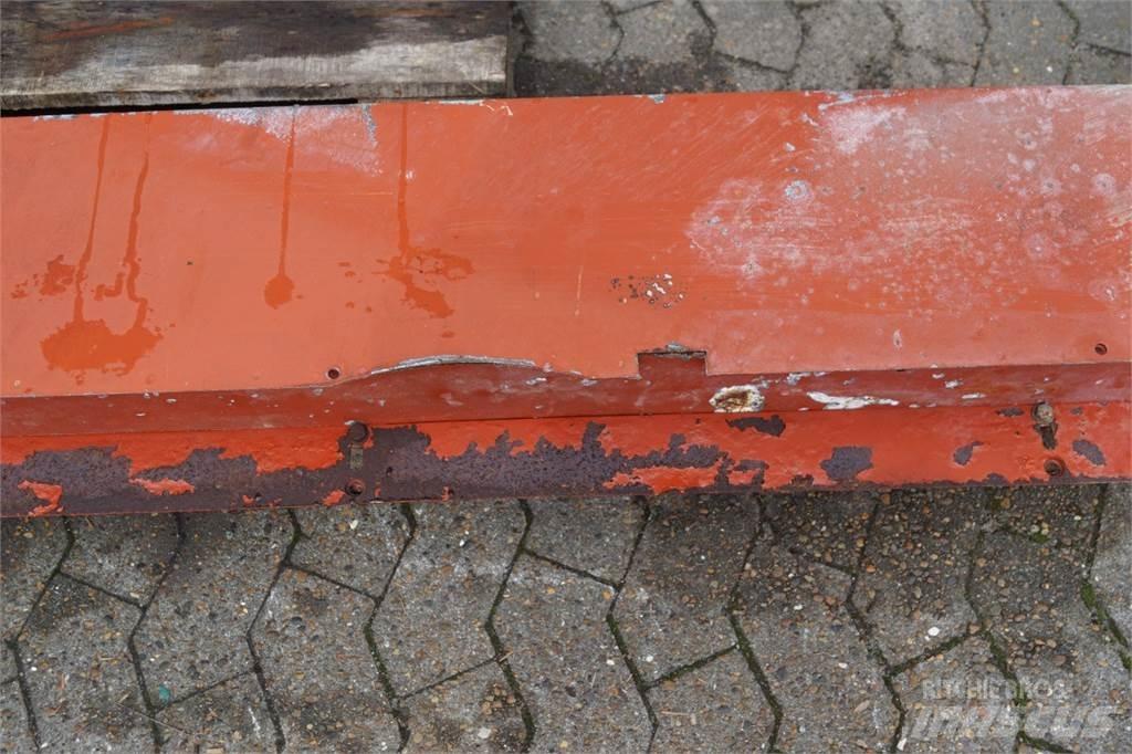Laverda 3790 Combine Attachments