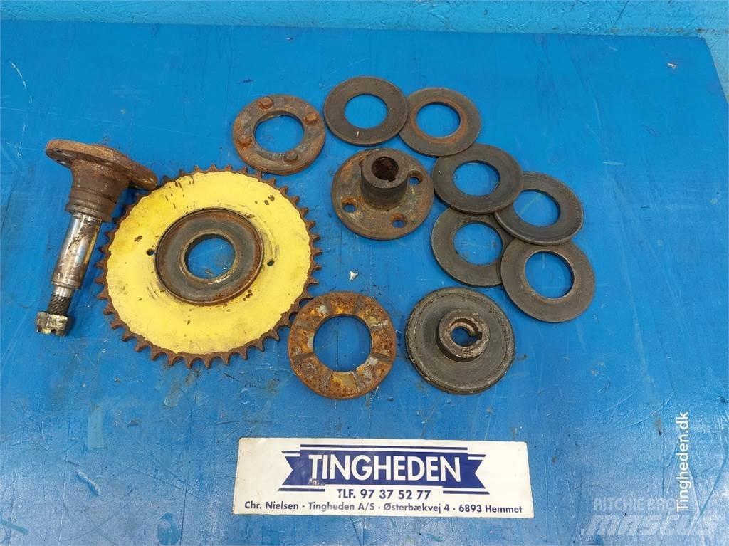 Laverda 627 Combine Attachments