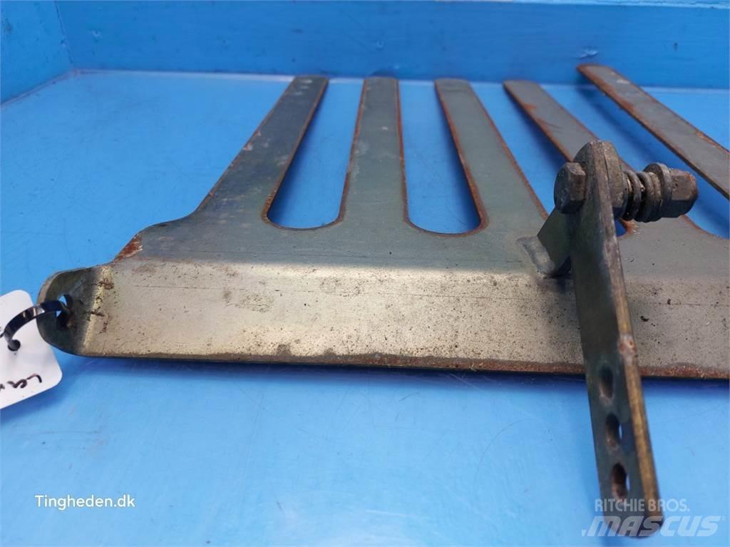 Laverda 627 Farm Equipment - Others