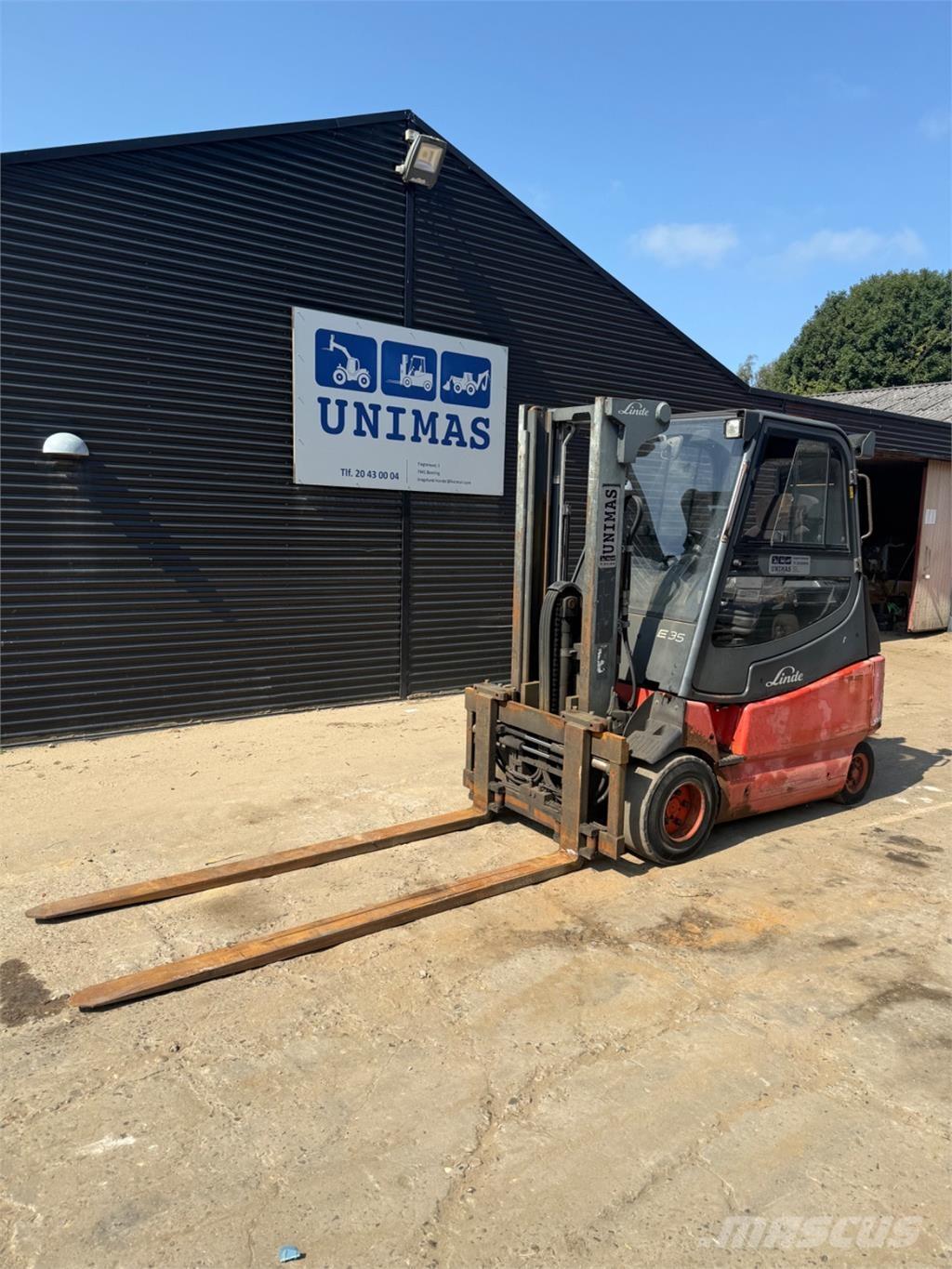 Linde E35 Electric Forklifts