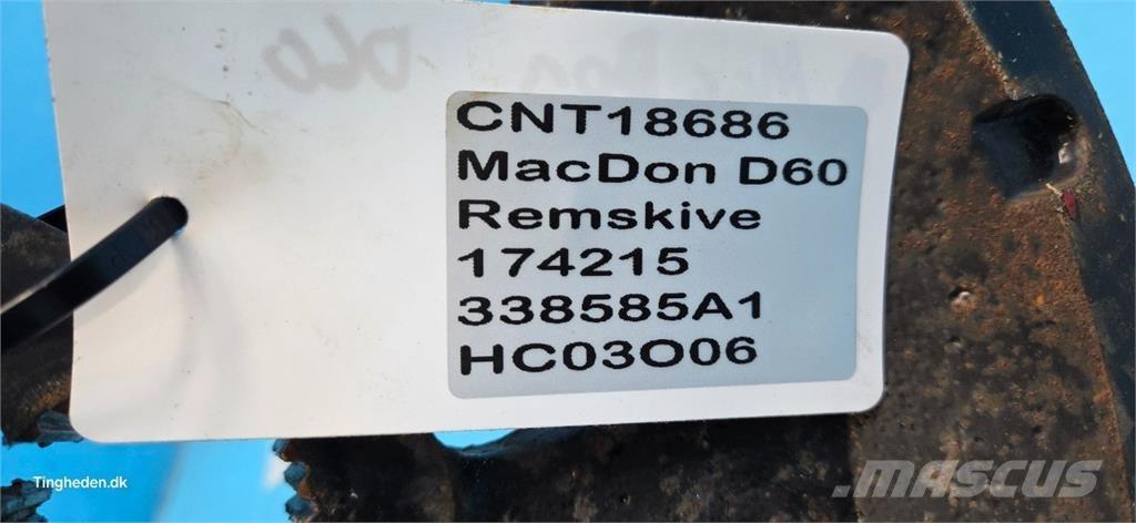 MacDon D60 Combine Attachments