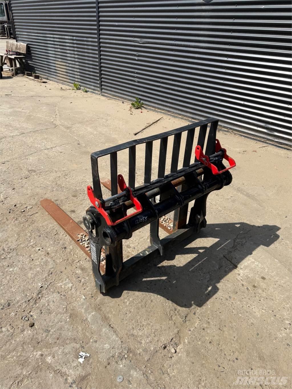 Manitou 625 Forks