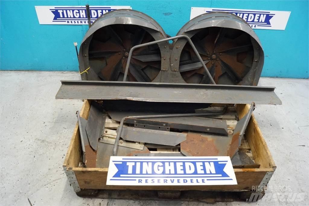 Massey Ferguson  Combine Attachments
