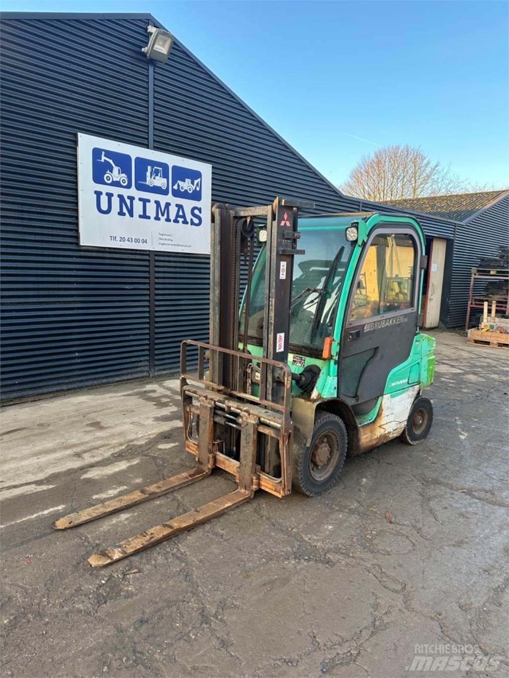 Mitsubishi FD25 Diesel Forklifts