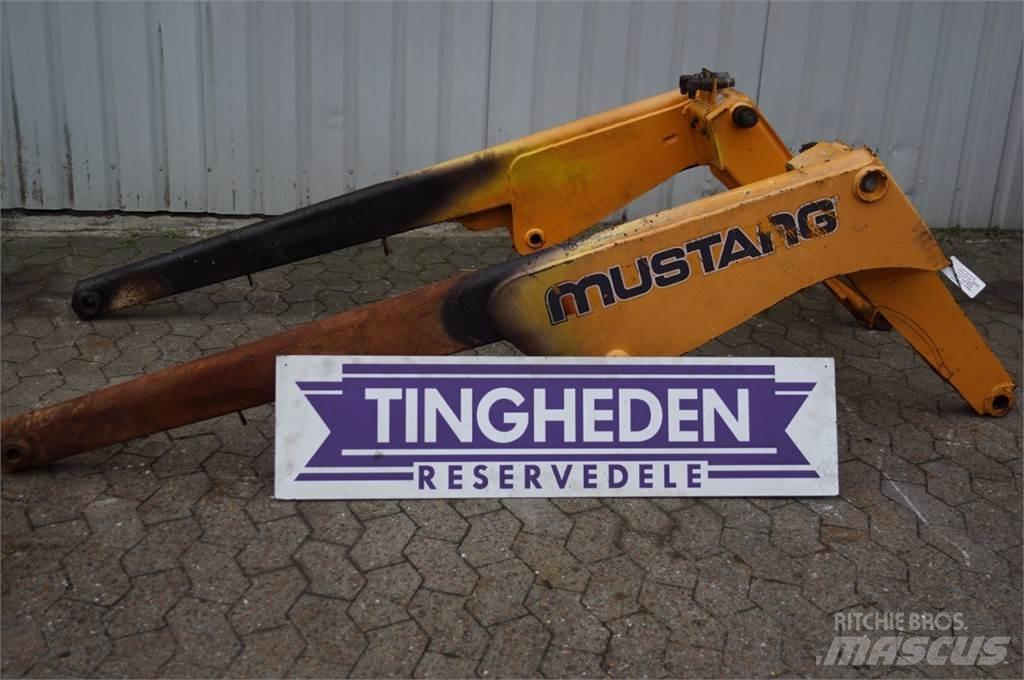 Mustang 2026 Booms and dippers