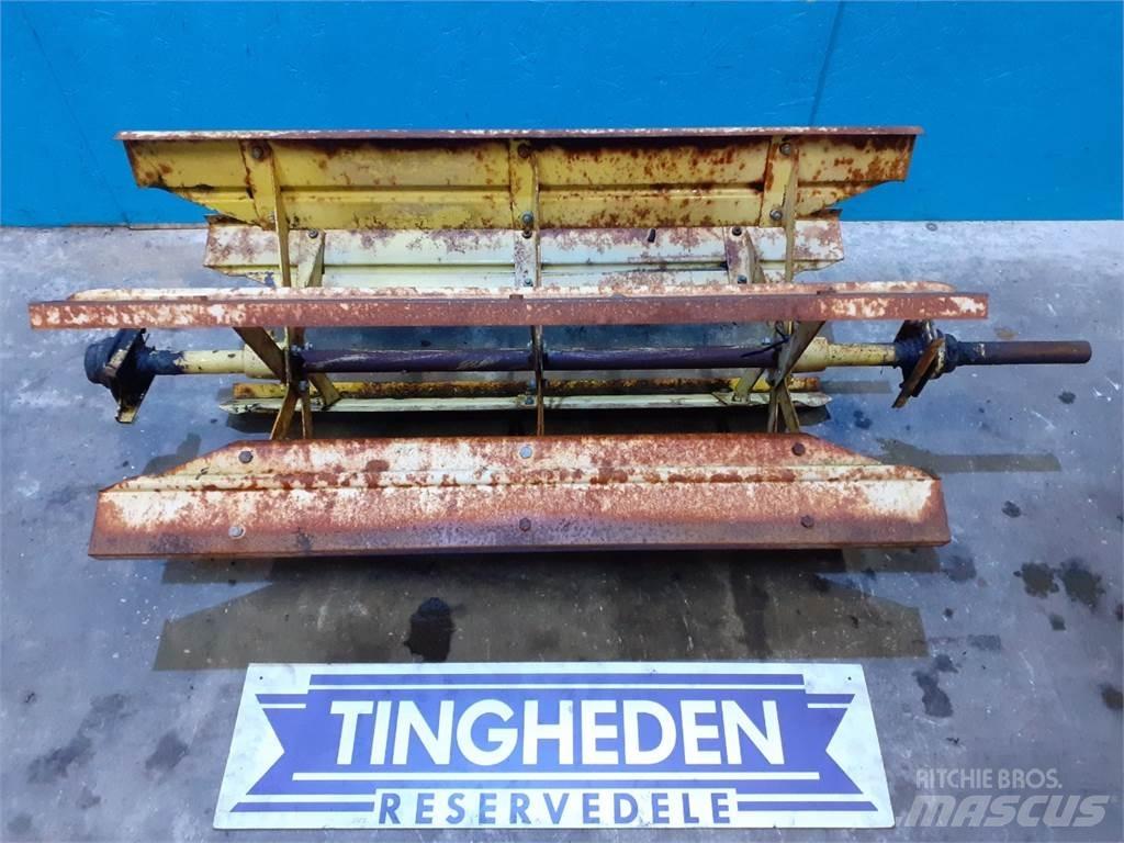 New Holland 1530 Sand And Salt Spreaders