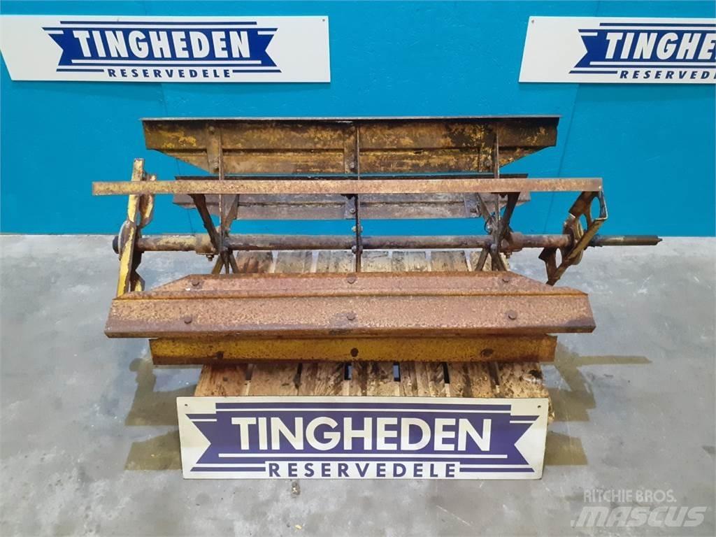 New Holland 1540 Sand And Salt Spreaders