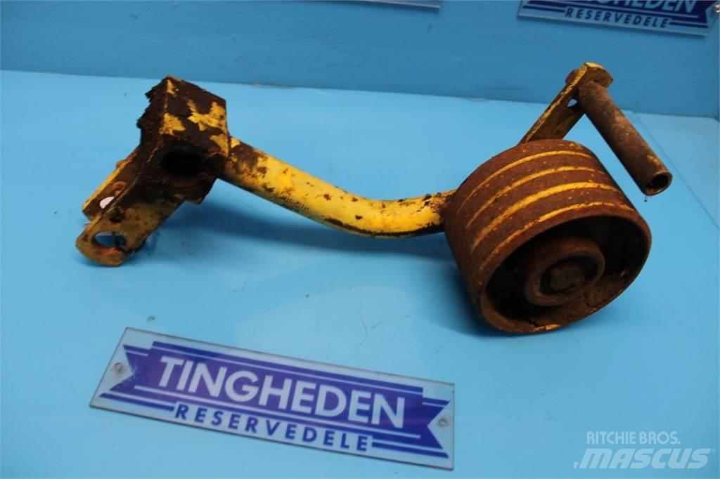 New Holland 1550 Farm Equipment - Others